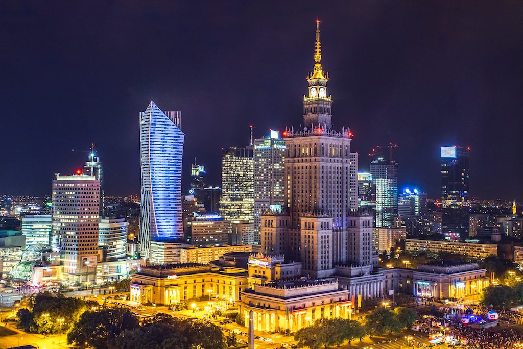 centrum Warszawy to siedziba wielu firm i biur wirtualnych